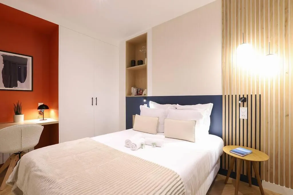 Bel Appartement D'Architecte Au Coeur De Paris